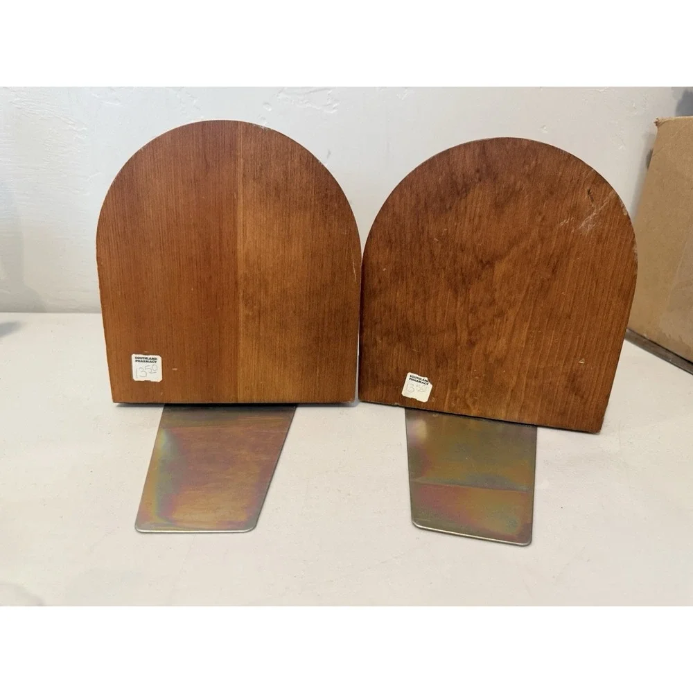 Vintage Pair of Bookends Engraved Wood Deer Stag Head Bookends‎ Rustic Decor